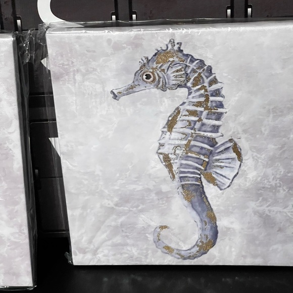 New Set Turtle & Seahorse Decorative Canvas Prints with Gold Foil 8IN x 8IN - Picture 10 of 13